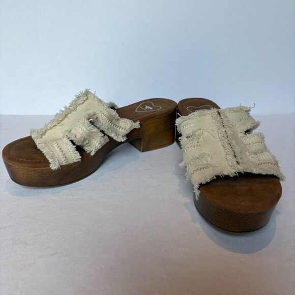 Rocket Dog Women's Clipper Frayed Canvas Cream Platform Sandals Size 9 Slip On - Picture 1 of 8